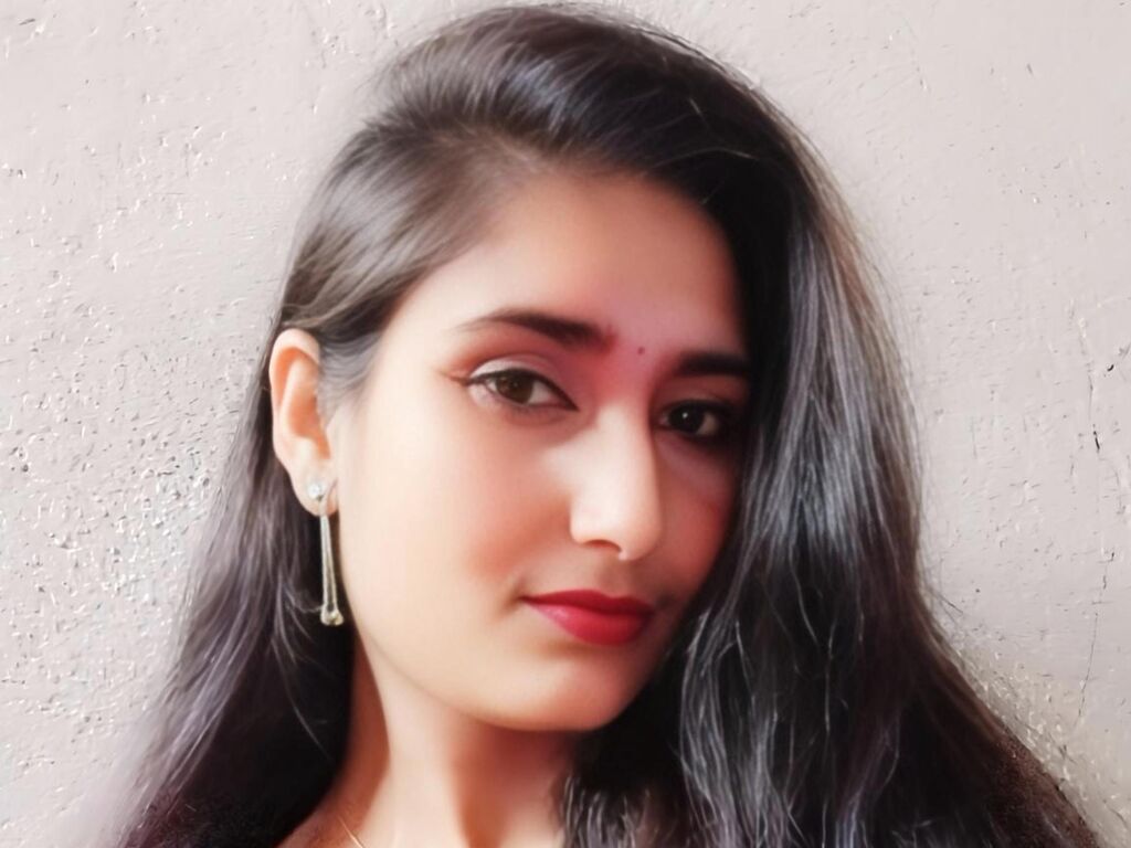 ZoeSathi></p>

       
    </div>
    </div>
</div>
<div class=